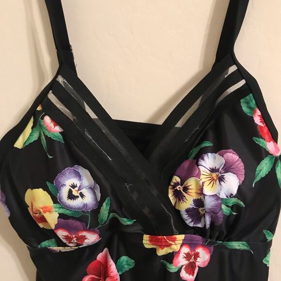 Spaghetti Strap Pansy Print Swimwear Top - Picture 7 of 10